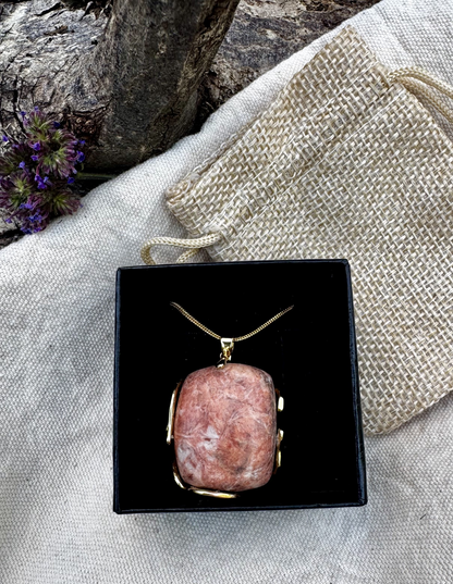 Maen Y Tir . . . Peach Calcite Gold-Frame Pendant