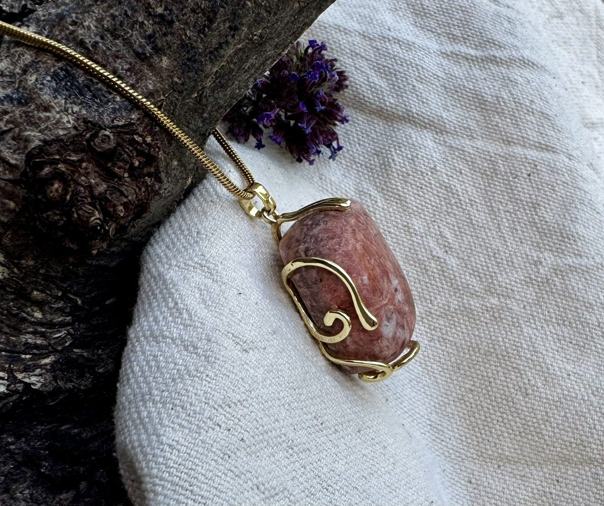 Maen Y Tir . . . Peach Calcite Gold-Frame Pendant